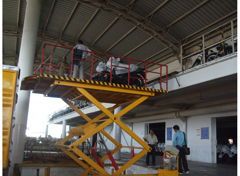 Two Wheeler Loading & Unloading Platform